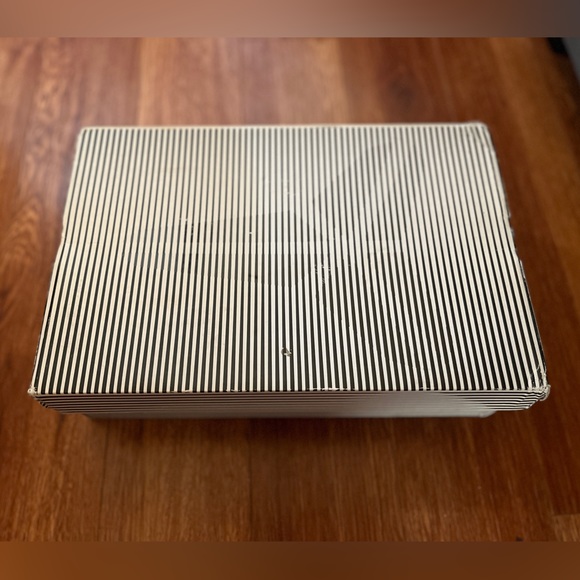 Kobe XI Mark Parker BOX ONLY Size 13 - Picture 1 of 4